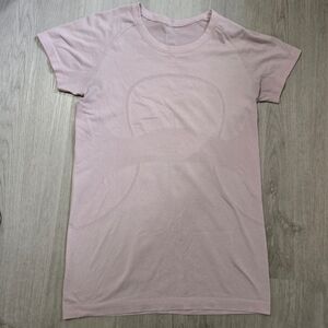 Lululemon Pale Pink Seamless Tshirt, SIZE 10